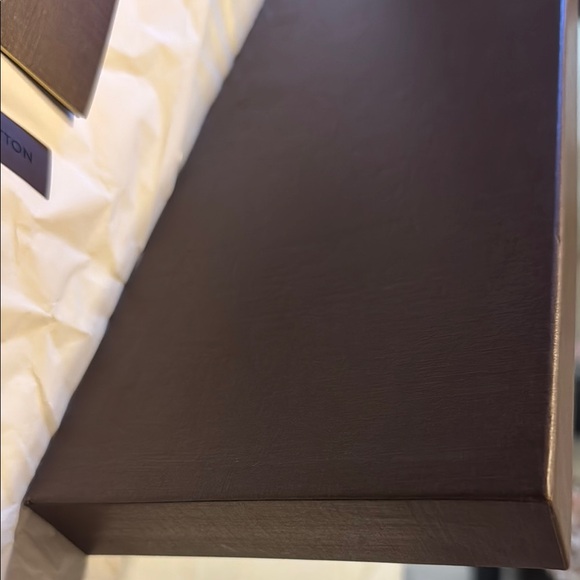 Louis Vuitton Brown Tie Box - Picture 7 of 11